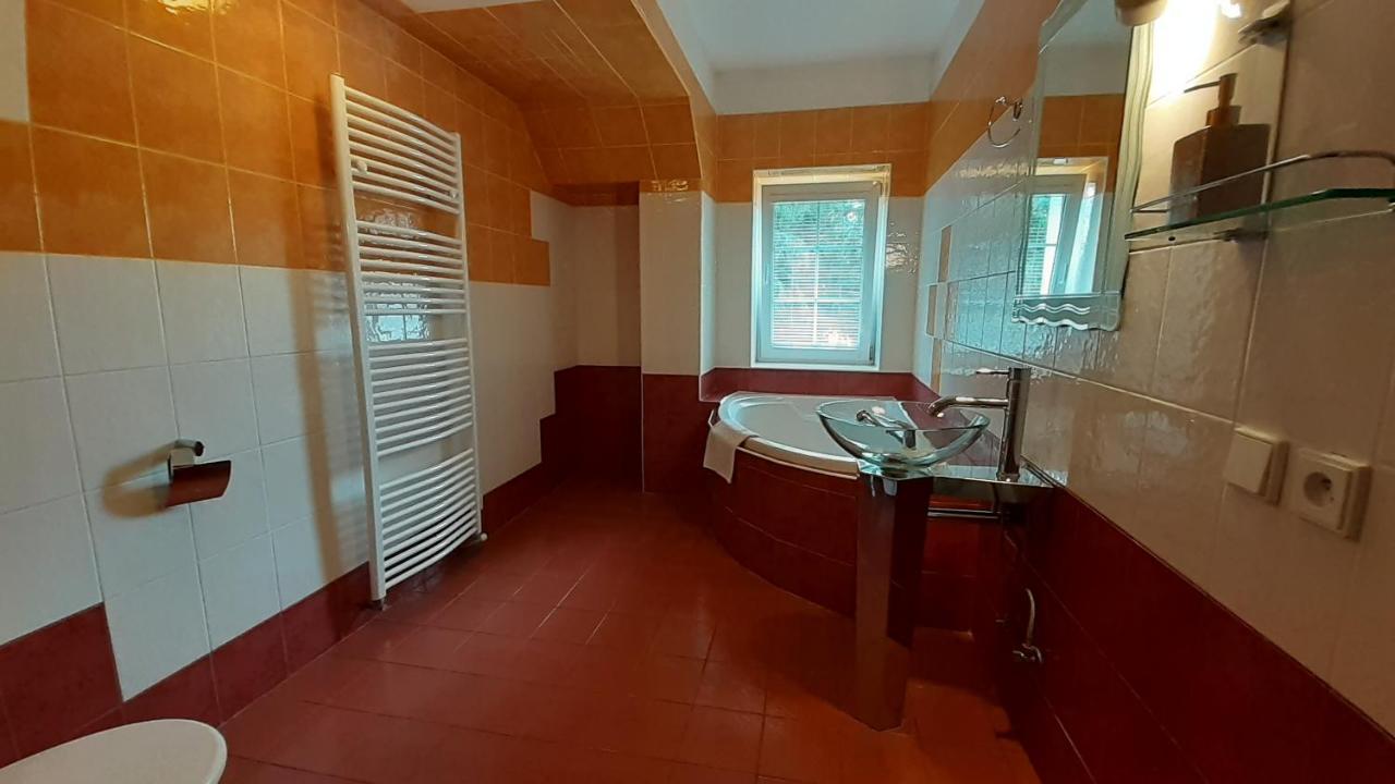Resort Chribska Apartmany Adri Zewnętrze zdjęcie